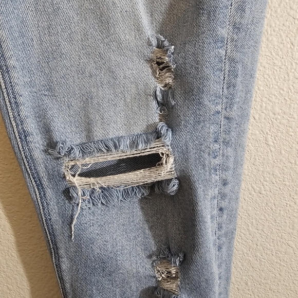 American Eagle Distressed Mom Jean Light Blue Women's Jeans - Picture 7 of 14